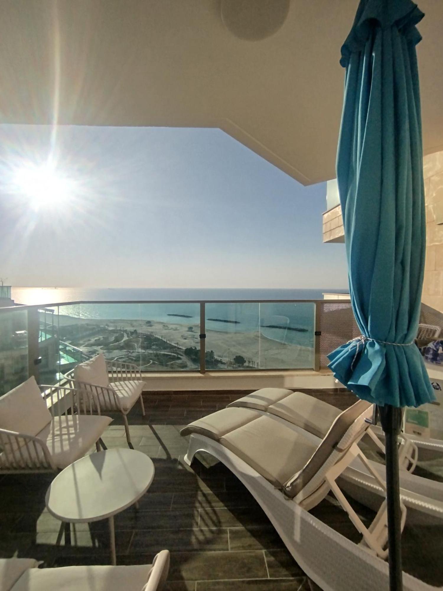 Sunset Suite Sea&Sky Ashkelon Esterno foto